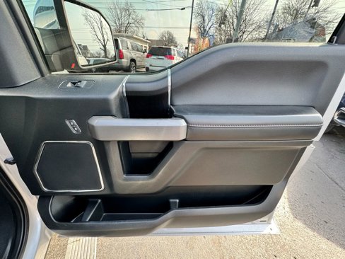 Used 2019 Ford F150 Platinum w/ Equipment Group 701A Luxury image 29