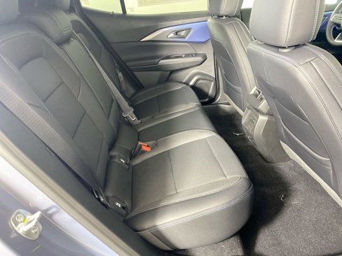 New 2025 Chevrolet Equinox EV LT w/ Convenience Package II image 25