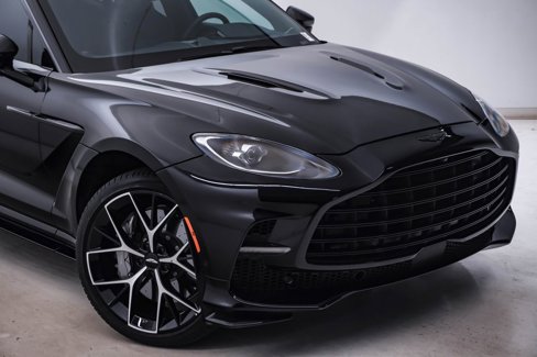 Used 2025 Aston Martin DBX 707 image 4
