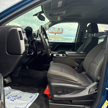 Used 2018 Chevrolet Silverado 1500 LT w/ All Star Edition image 18