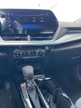 New 2025 Chevrolet Trax LT w/ LPO, Blackout Package image 15