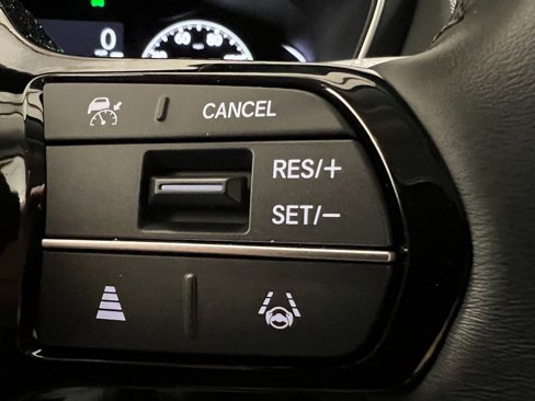 New 2025 Honda Pilot Touring image 18