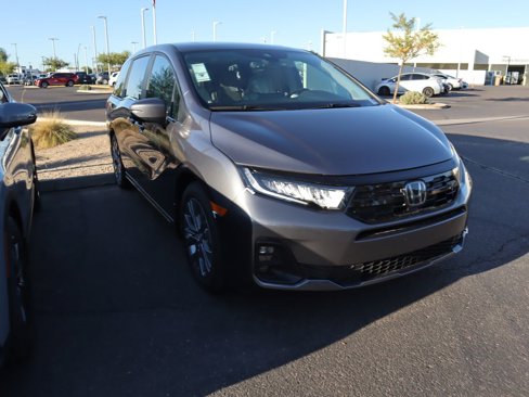 New 2026 Honda Odyssey Touring image 3