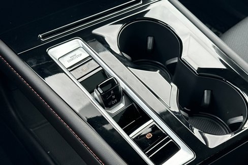 New 2025 Volkswagen Atlas Peak Edition SE image 20