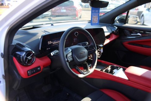 New 2024 Chevrolet Blazer EV RS image 12