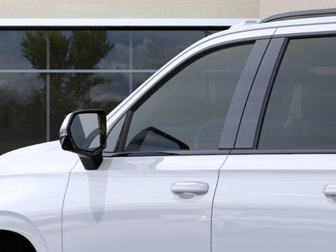 New 2026 Cadillac Escalade ESV Platinum Sport w/ LPO, ONYX Package image 36