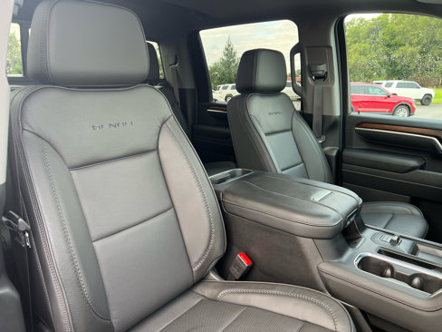 Used 2025 GMC Sierra 3500 Denali w/ Denali Reserve Package image 34