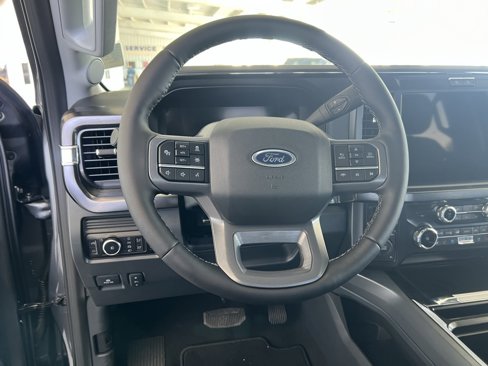 New 2025 Ford F250 Lariat w/ Lariat Ultimate Package image 11