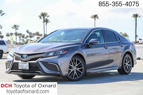 Used 2023 Toyota Camry SE image 1