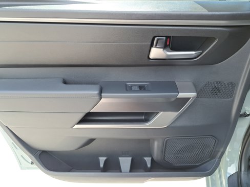 New 2026 Toyota Tundra SR5 image 7