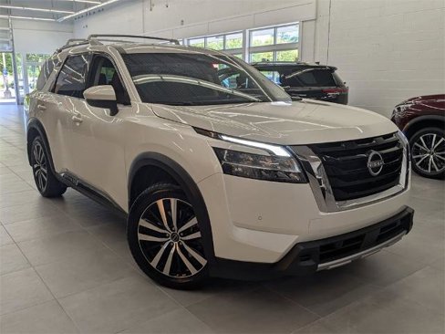 Certified 2024 Nissan Pathfinder Platinum w/ Cargo Package image 1