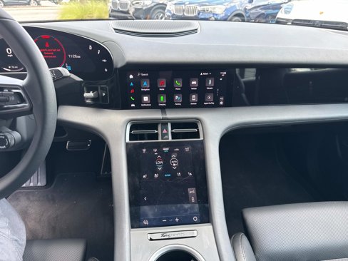 Certified 2025 Porsche Taycan 4S image 26