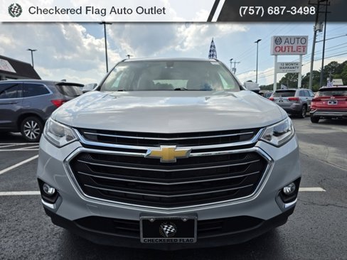 Used 2020 Chevrolet Traverse LT image 12