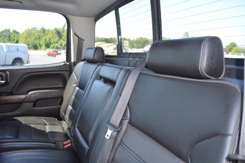 Used 2018 GMC Sierra 3500 Denali w/ Duramax Plus Package image 24