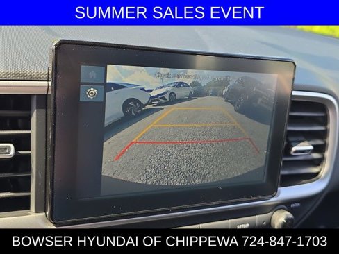 New 2025 Hyundai Venue SEL image 11