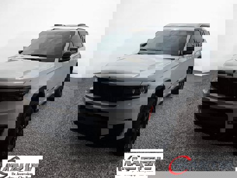 New 2025 Jeep Grand Cherokee L Limited image 1
