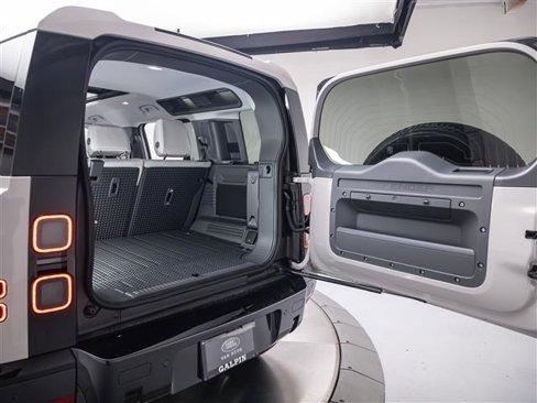 New 2026 Land Rover Defender 110 S image 35
