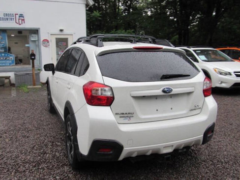 Used 2015 Subaru Crosstrek 2.0i Limited image 10