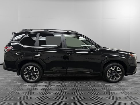 Certified 2025 Subaru Forester Premium w/ Convenience Package #2 image 6