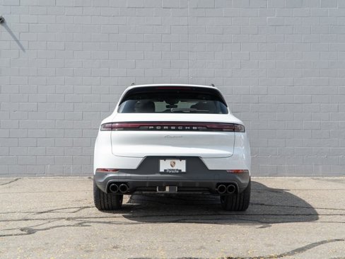 New 2026 Porsche Cayenne image 6