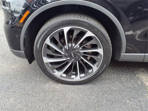 Used 2020 Lincoln Aviator Reserve w/ Equipment Group 202A image 11