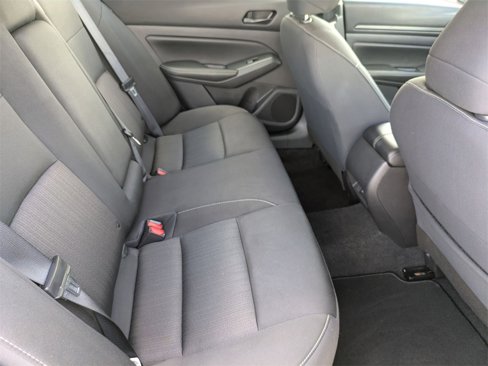 Used 2024 Nissan Altima 2.5 SV image 29