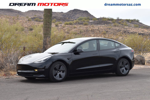 Used 2023 Tesla Model 3 Standard Range image 1
