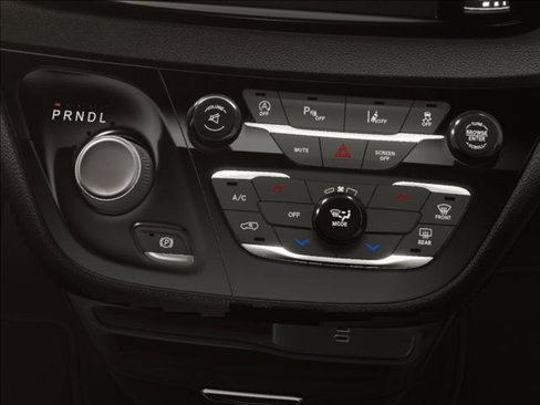 New 2026 Chrysler Voyager LX image 24