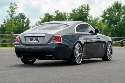 Used 2016 Rolls-Royce Wraith image 20