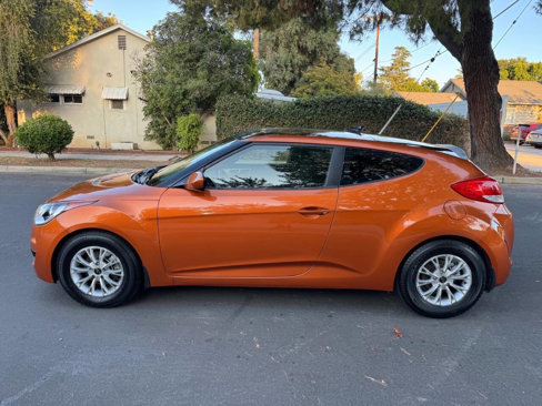 Used 2012 Hyundai Veloster image 7