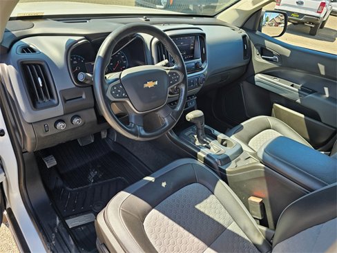 Used 2021 Chevrolet Colorado Z71 w/ Safety Package image 6