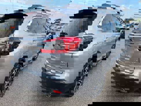 New 2025 Subaru Ascent Touring image 7