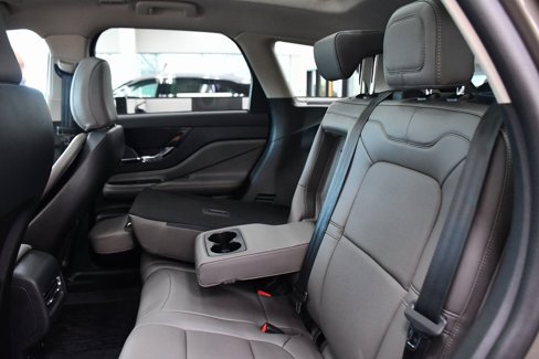 New 2025 Lincoln Corsair Reserve w/ Jet Appearance Package image 18