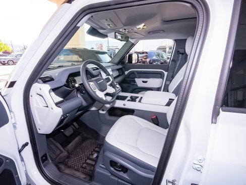 New 2025 Land Rover Defender 110 S image 37