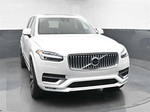 Used 2024 Volvo XC90 B6 Plus w/ Protection Package Premier image 2