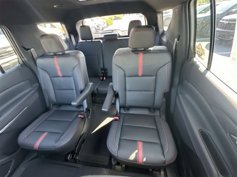 New 2026 Chevrolet Traverse RS w/ LPO, Floor Liner Package image 24