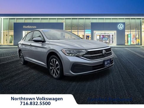 Used 2024 Volkswagen Jetta S image 1