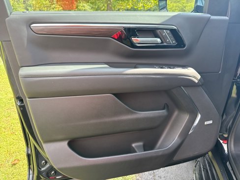 New 2025 Chevrolet Tahoe Premier w/ Sun And Tow Package image 12