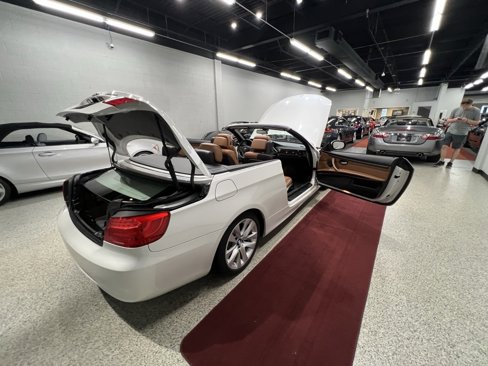 Used 2012 BMW 328i Convertible image 36