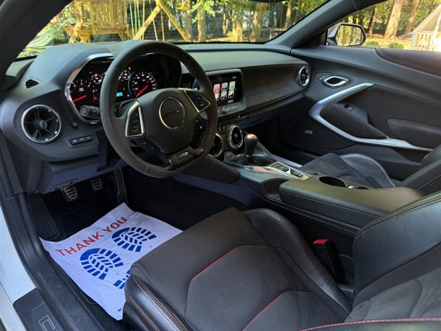 Used 2018 Chevrolet Camaro ZL1 image 49