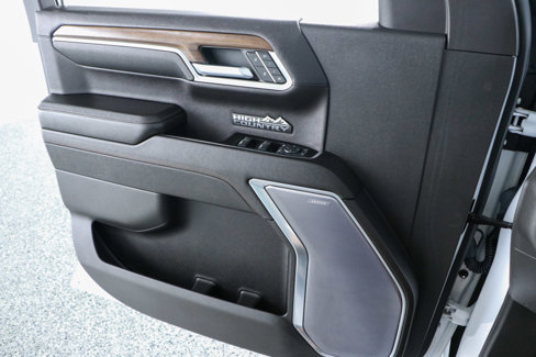 Used 2023 Chevrolet Silverado 1500 High Country image 27