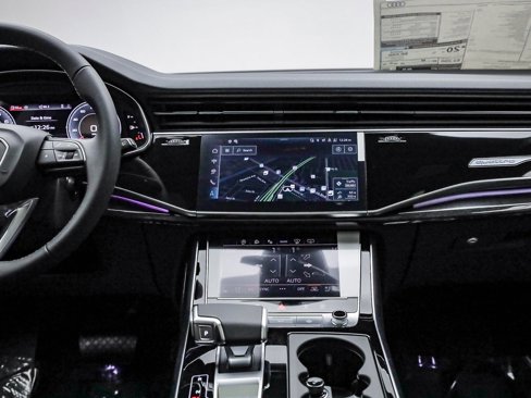 New 2025 Audi Q7 3.0T Prestige image 15