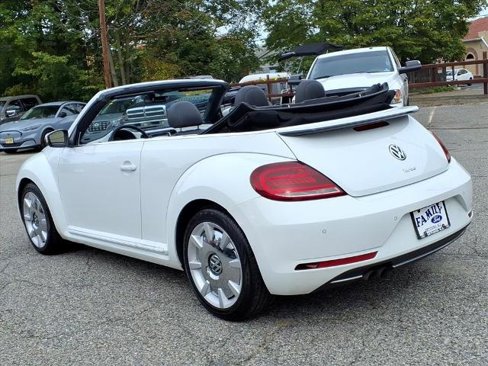 Used 2018 Volkswagen Beetle 2.0T SE image 3
