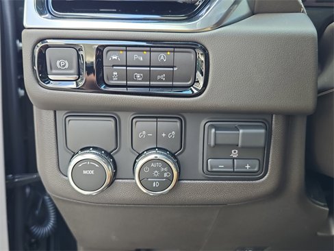 New 2026 GMC Yukon Elevation w/ Elevation Premium Package image 27