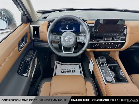 New 2025 Nissan Pathfinder Platinum image 24