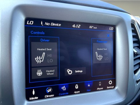 Used 2021 Jeep Compass Latitude image 22