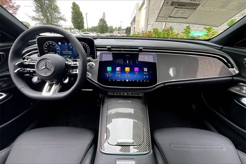 New 2026 Mercedes-Benz E 53 AMG e 4MATIC Sedan image 5