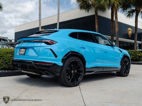 Used 2021 Lamborghini Urus image 6