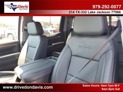 New 2026 GMC Sierra 1500 Denali w/ Denali Reserve Package image 15