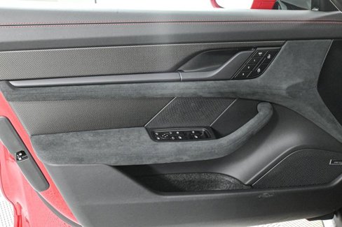 New 2025 Porsche Taycan GTS image 6